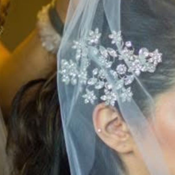 kleinfeld headpieces
